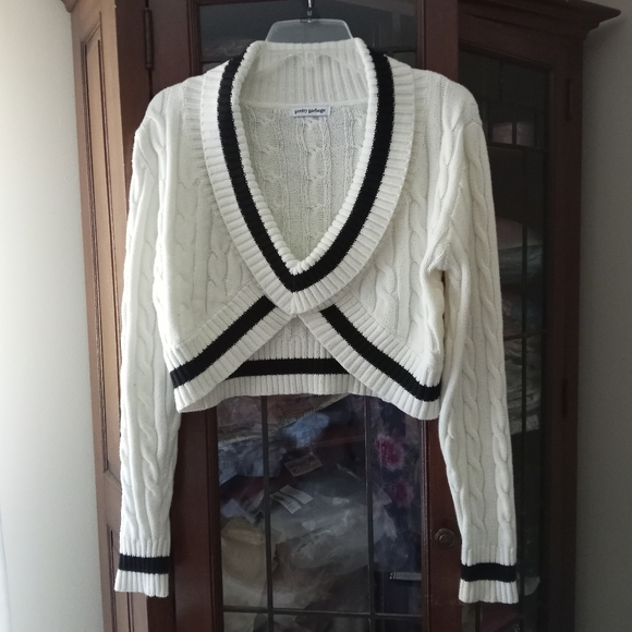 Dolls Kill Sweaters - Dolls Kill Pretty Garbage Cropped Cable Knit Sweater sz M -NWOT